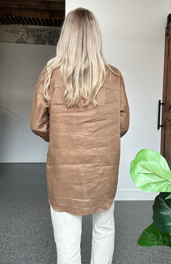 BOYFRIEND LINEN SHIRT - MOCHA