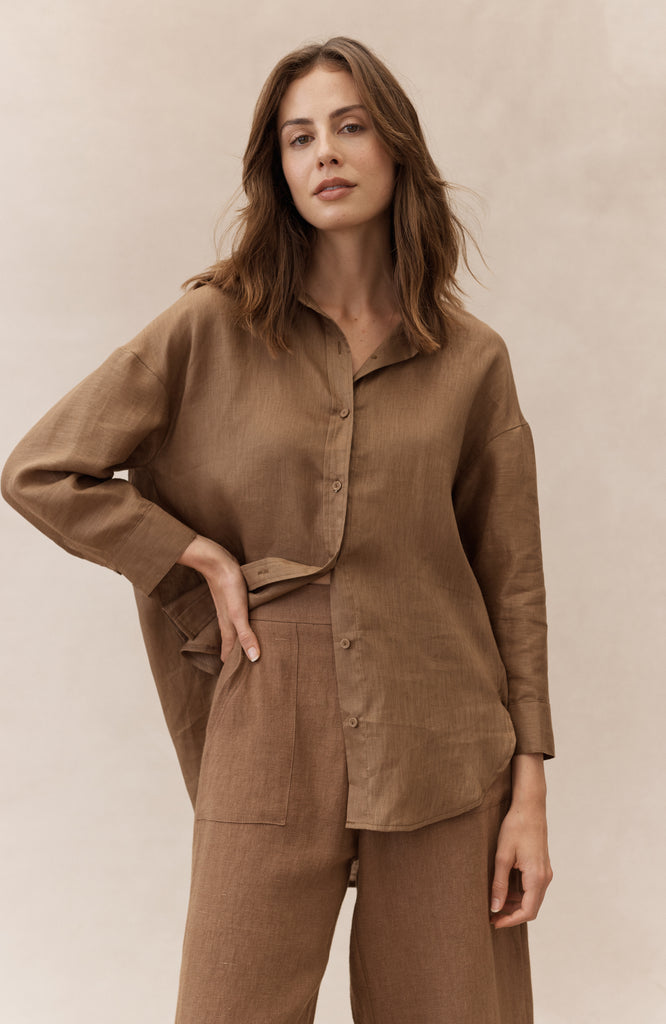 BOYFRIEND LINEN SHIRT - MOCHA