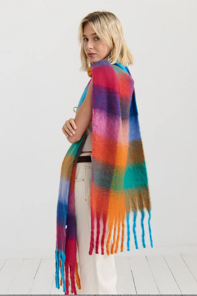 MARI CHECKERED FLUFFY SCARF - MULTI