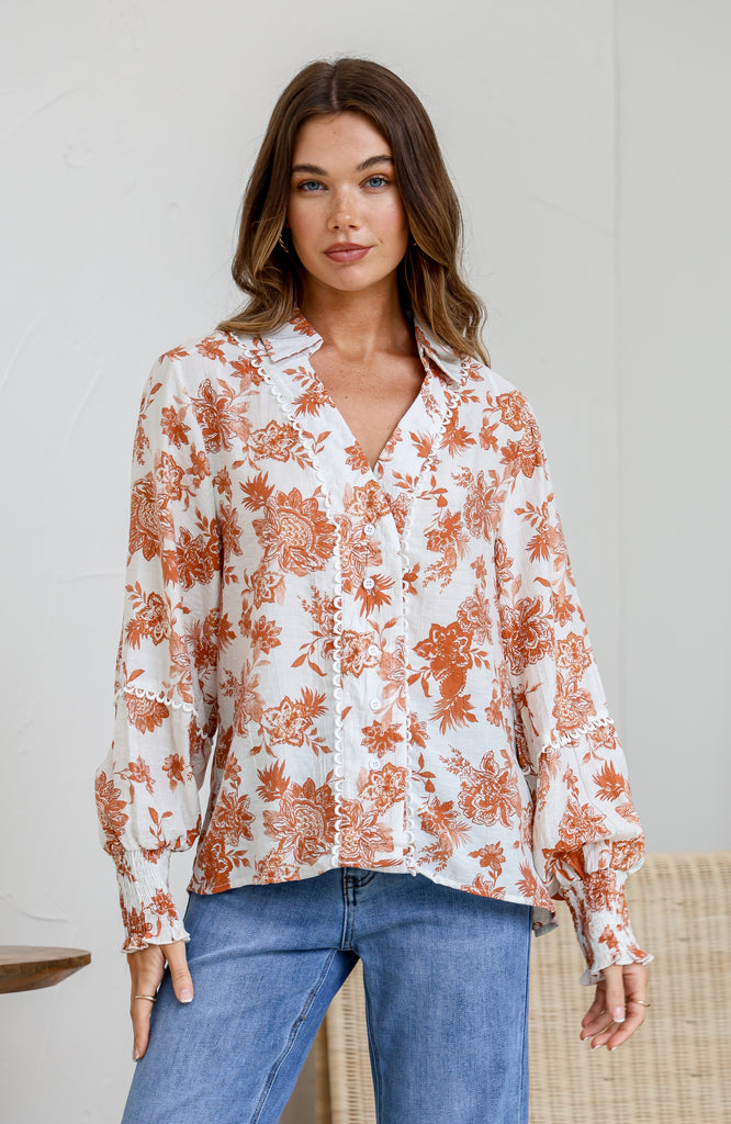 DESERT PALM LACE TRIM SHIRT - TAN/WHITE